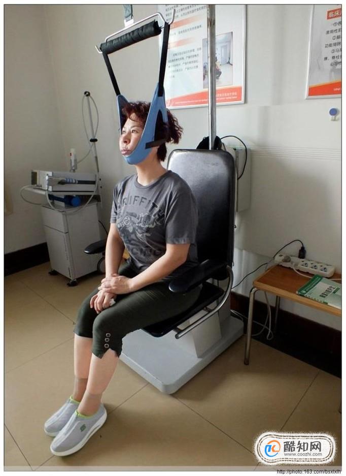 颈椎病治疗方法 外涂药酒治疗颈椎病的偏方_治疗颈椎的偏方_颈椎病的治疗偏方