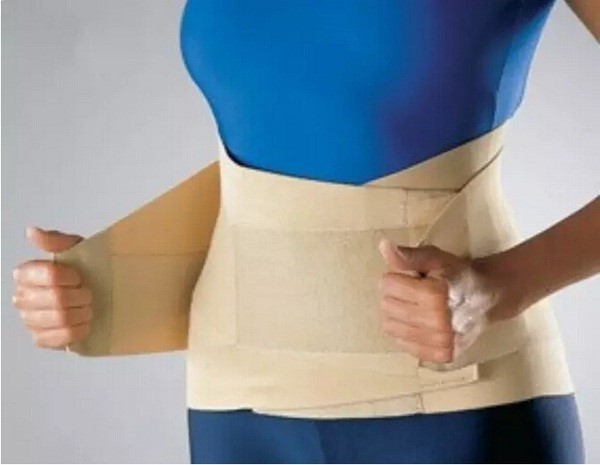 一个治疗腰椎间盘突出症的秘方 腰椎间盘突出祖传秘方_如何治疗腰椎肩盘突出_腰椎肩盘突出压迫神经