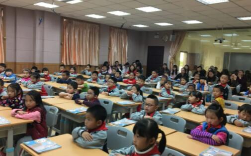 小学班主任带班育人方略5000字范文(精选5篇)