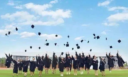 大学生毕业论文 大学生毕业论文