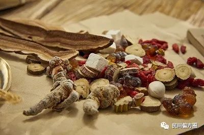 三个民间增大增粗配方 中药增大配方增长的药物_增大增长中药配方_中药增大配方增长的方法