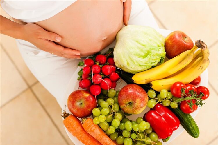 孕妇孕期要注意饮食.jpg