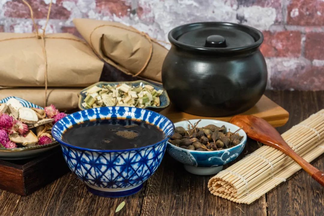 头痛偏治窍门有哪些_头痛偏方大全_治偏头痛窍门